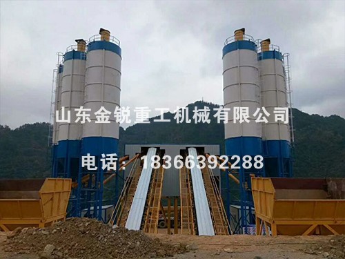 HLS180混凝土搅拌站